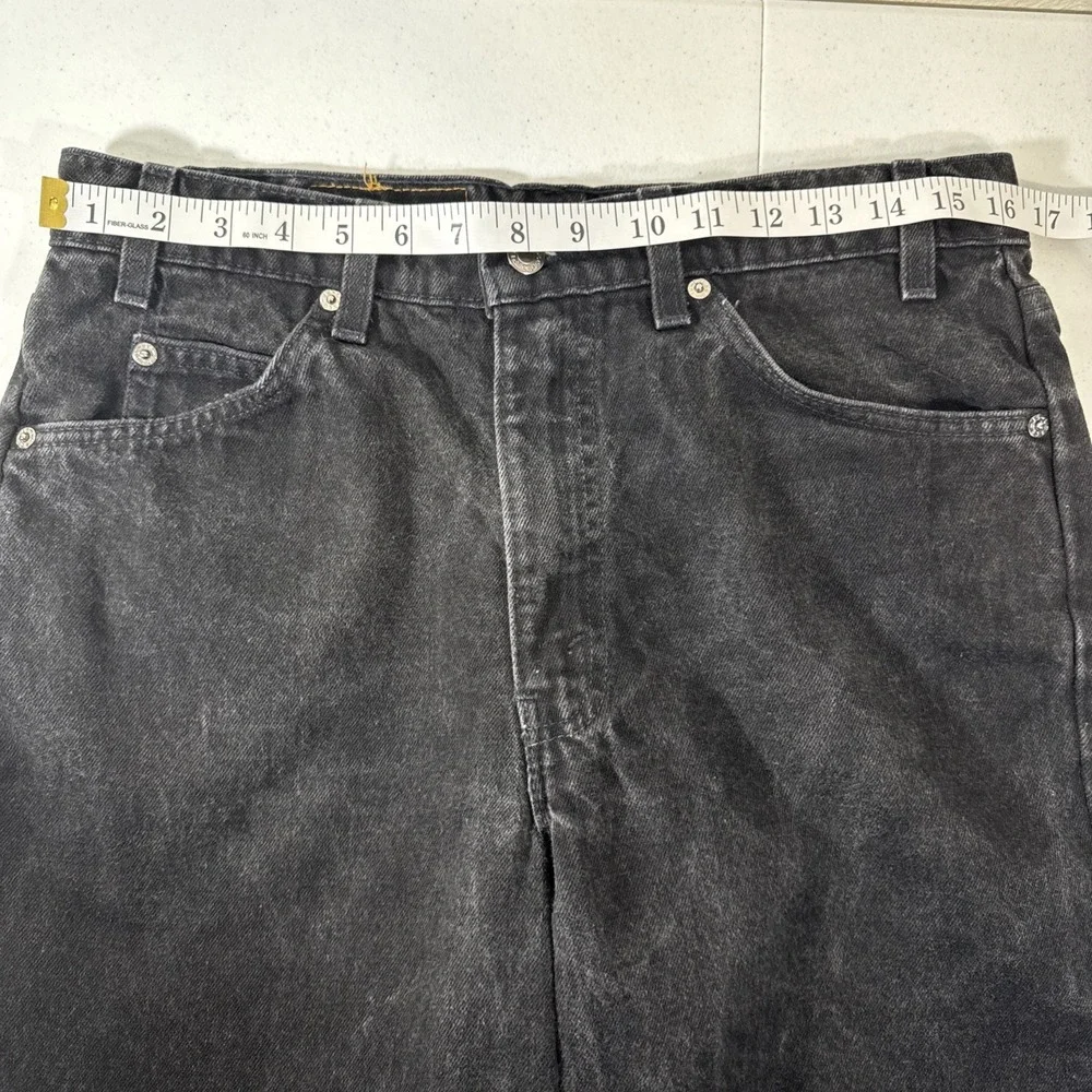 Vintage Levis 550 Relaxed Fit Denim Shorts Mens 34 Black Orange Tab USA Skater